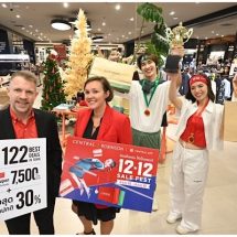 ห้างเซ็นทรัล – โรบินสัน และ Central App พร้อมนั่งแท่นแชมป์ Double Digits ฉลองชัยส่งท้ายปี กับ “12.12 Sale Fest ช้อปดีล เด่นให้เป็นแชมป์” จัดโปรแรงไอเทมเด็ด การันตีของแท้ 100% พร้อม “122 Best Deals In Town” มอบส่วนลดพิเศษ รับกำลังซื้อปลายปี