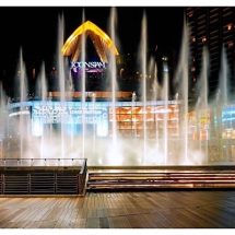ไอคอนสยาม ร่วมกับ กรุงเทพมหานคร  จัดงาน “The ICONIC Multimedia Water Features – Empowering The Joy” เปิดตัวการแสดงระบำสายน้ำที่ยาวที่สุดในเอเชียตะวันออกเฉียง ณ ริเวอร์ พาร์ค ไอคอนสยาม 