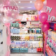 ฉลองชัยครบรอบ 6 ปี “มัลตี้ บิวตี้” รุกตลาดเครื่องสำอางมัลติแบรนด์ ก้าวสำคัญสู่ Mid-Size Retail Store ตั้งเป้าขยายสาขาครอบคลุมทั่วประเทศ