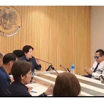 กลุ่มผู้พิการแนวร่วมองค์พิทักษ์ผู้ค้าสลากใบร่วม 2,000 คน บุกกระทรวงการคลัง ทวงถาม 3 ข้อเรียกร้องแก้ปัญหาสลากฯ ด้าน สนง.สลากฯ จ่อนำเข้าพิจารณาบอร์ด เร่งหาข้อสรุปร่วมกัน