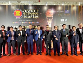 ไอคอนสยามคว้ารางวัลสุดยอดศูนย์การค้าไอคอนิคแห่งปีจากเวทีระดับนานาชาติ ASEAN Outstanding Business Awards 2023