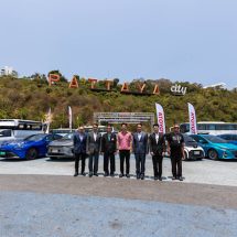 โตโยต้า “เติมเต็มทุกการขับเคลื่อน เพื่อเมืองต้นแบบที่ยั่งยืนปราศจากมลภาวะ” ส่งมอบรถกระบะไฟฟ้าที่ประกอบในไทยเป็นครั้งแรก สำหรับทดลองให้บริการในรูปแบบรถสองแถวในเมืองพัทยา