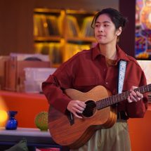 “ซาร่าห์ ซาโรลา” ส่ง MV เพลงใหม่ “แค่จับมือกันไว้” ส่งความสุขและกำลังใจให้คนทำงาน กับแคมเปญ Rabbit Cash Sustainability หัวใจแห่งความยั่งยืน เริ่มที่คุณ