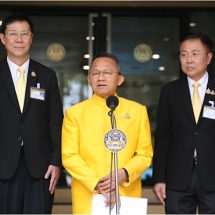 “รมว.สธ.” รับ ติดตามเรื่องให้ หลังผู้ประกอบการอุตสาหกรรมอาหารรายใหญ่ ยื่นเลขาฯ อย.ทบทวน ปมจัดพิมพ์ฉลากโภชนาการภาษาต่างประเทศ หวั่น ทำต้นทุนเพิ่ม ต้องขึ้นราคาสินค้า กระทบผู้บริโภคโดยตรง