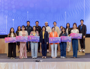 กรมพัฒนาธุรกิจการค้า จัดกิจกรรม GURU Talk เผยเคล็ดลับทางธุรกิจจาก 3 กูรูชื่อดังบนโลกออนไลน์ ภายใต้หัวข้อ ‘Check ก่อนช็อป มั่นใจชัวร์ ด้วย DBD Registered’ พร้อมมอบรางวัล ‘DBD Registered Short Clip Challenge 2025’