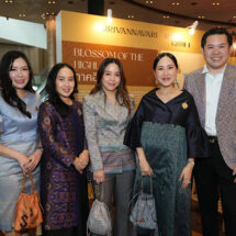 แบรนด์ SIRIVANNAVARI และ ICONCRAFT เผยโฉมกระเป๋าผ้าไทยคอลเลกชัน “S’CRAFT: Craftsmanship 2025”