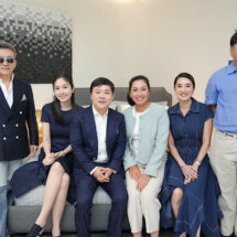 Omazz จับมือ “โปรจีน – อาฒยา ฐิติกุล” เปิดตัว Grand Forrester Jeeno Edition ที่นอนแห่งพลังความสงบ สู่แนวคิด Quiet Before Greatness 