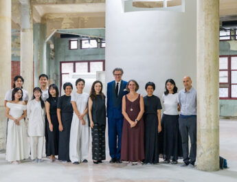 ครั้งแรกในเอเชีย! นิทรรศการ “Description Without Place” โดย “อับซาลอง”