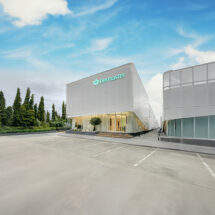 Dermaster Hospital ราชพฤกษ์ เผยผู้เข้ารับบริการยุคใหม่ให้ความสำคัญกับความปลอดภัยและความเป็นธรรมชาติ มากกว่าขนาดในการศัลยกรรมหน้าอก